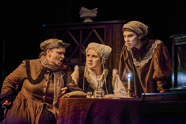 фотография Женитьба. Фантасмагория